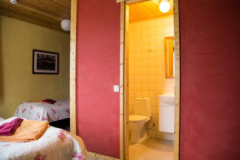 Puuna Oeoemaja B&B Vihterpalu 外观 照片